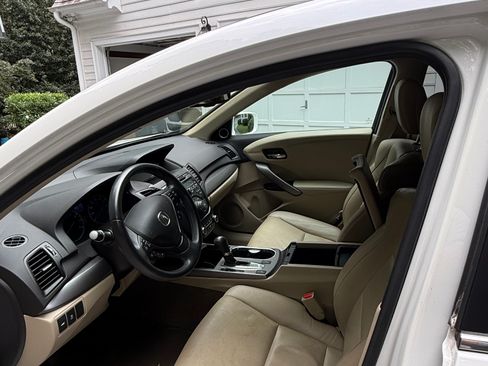 Used 2015 Acura RDX FWD w/ Technology Package image 2