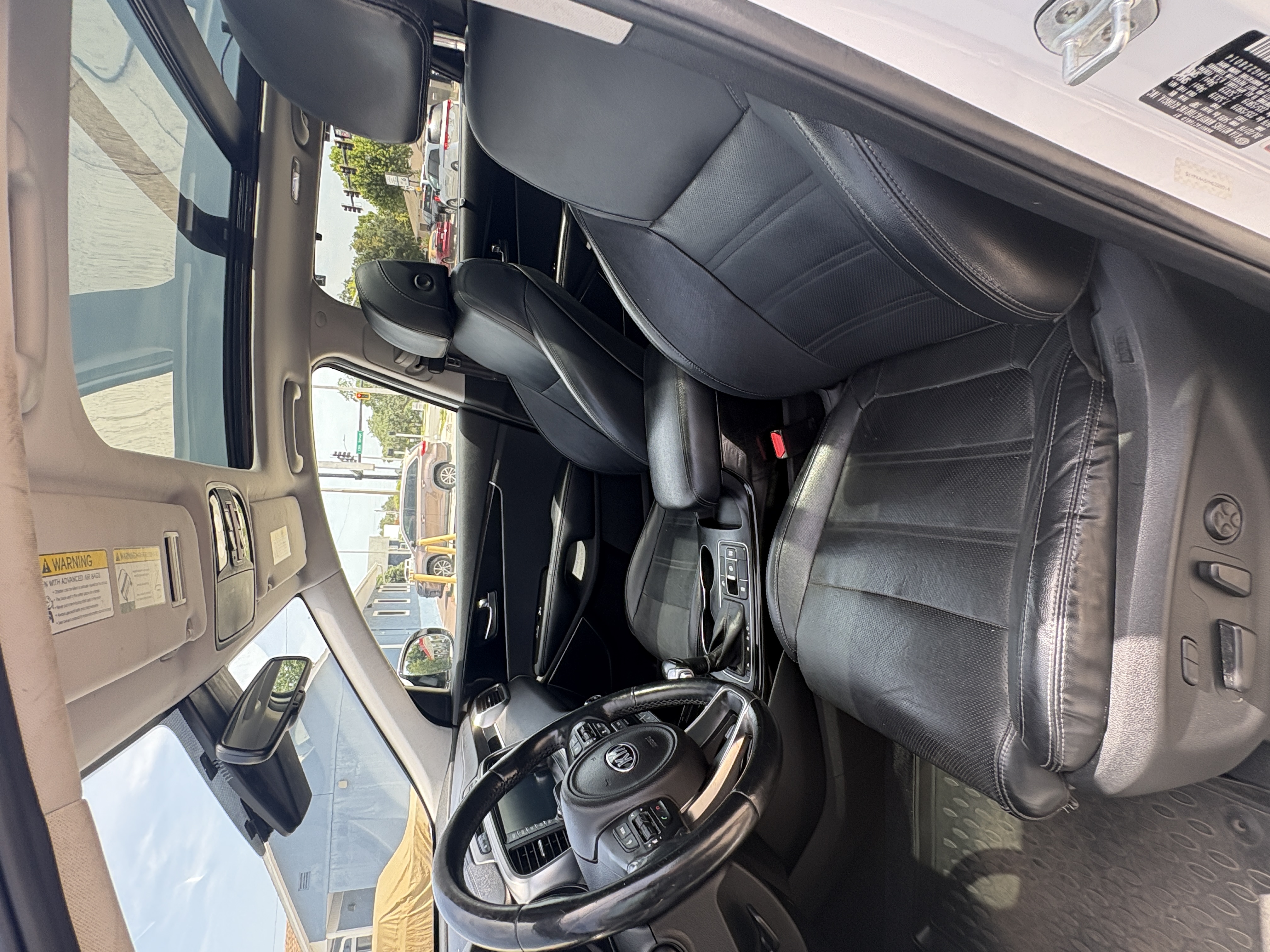 Used 2017 Kia Sorento SX FWD image 10