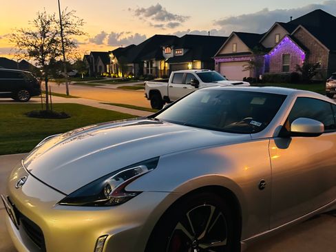 Used 2019 Nissan 370Z Touring Sport image 14