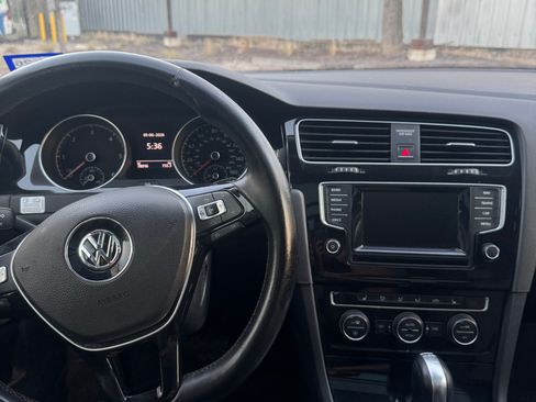 Used 2015 Volkswagen Golf TDI SEL image 9