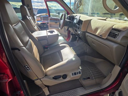 Used 2002 Ford F350 Short Bed image 11