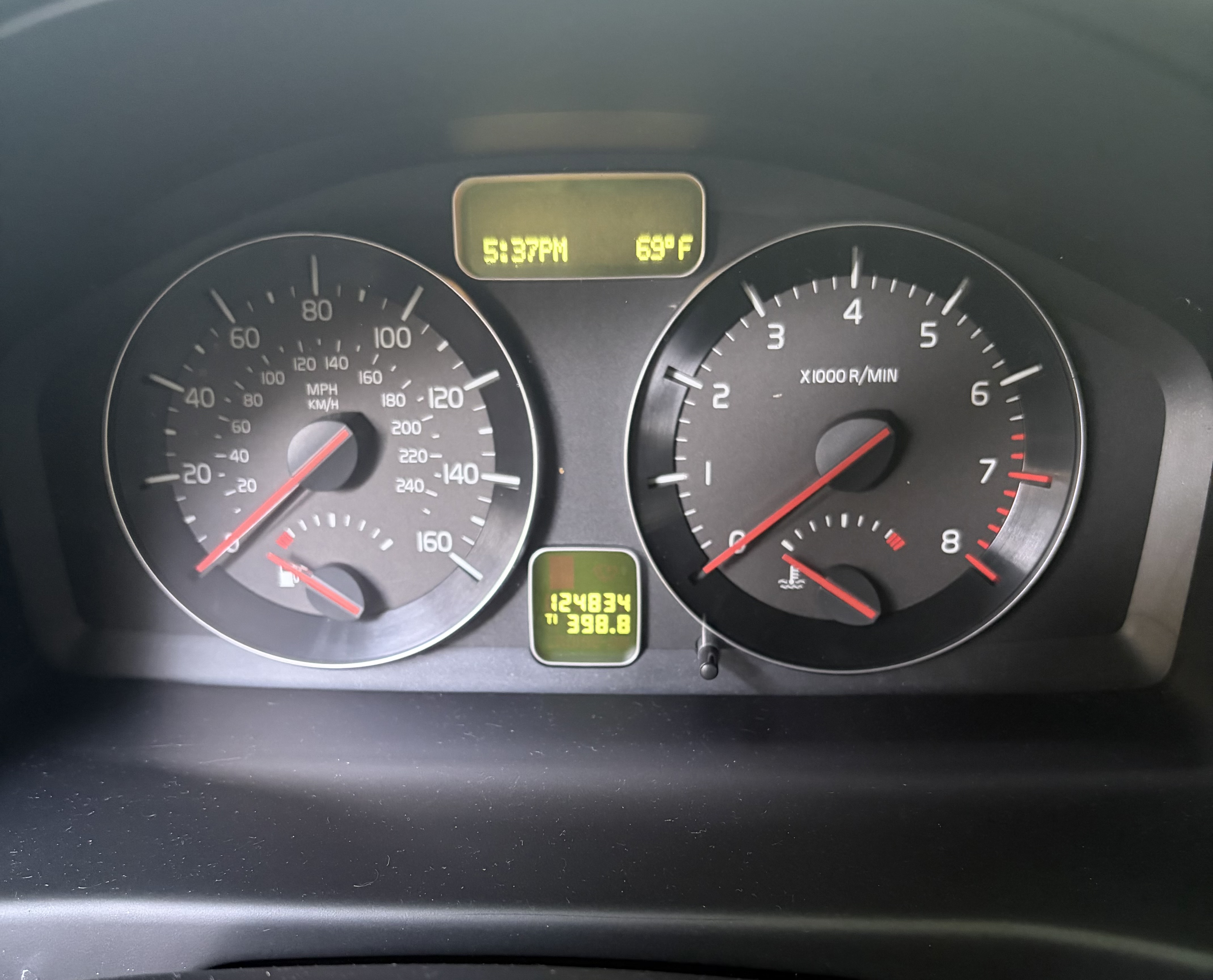 Used 2011 Volvo C30 T5 w/ Preferred Pkg FWD image 11