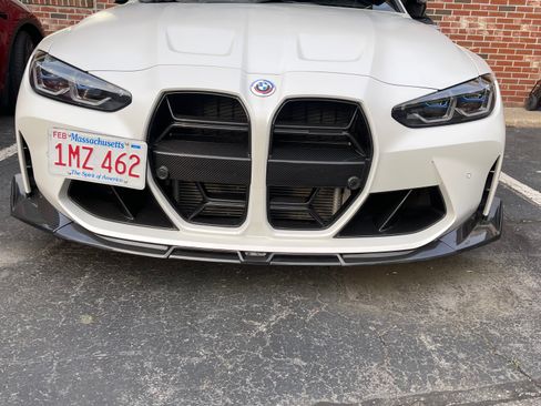 Used 2022 BMW M4 xDrive Competition w/ M Carbon Exterior Package AWD/4WD image 2