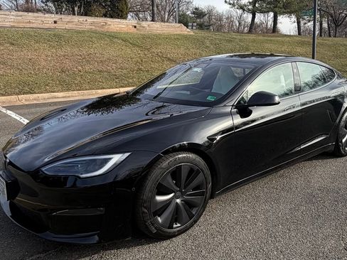 Used 2022 Tesla Model S Standard Range image 1
