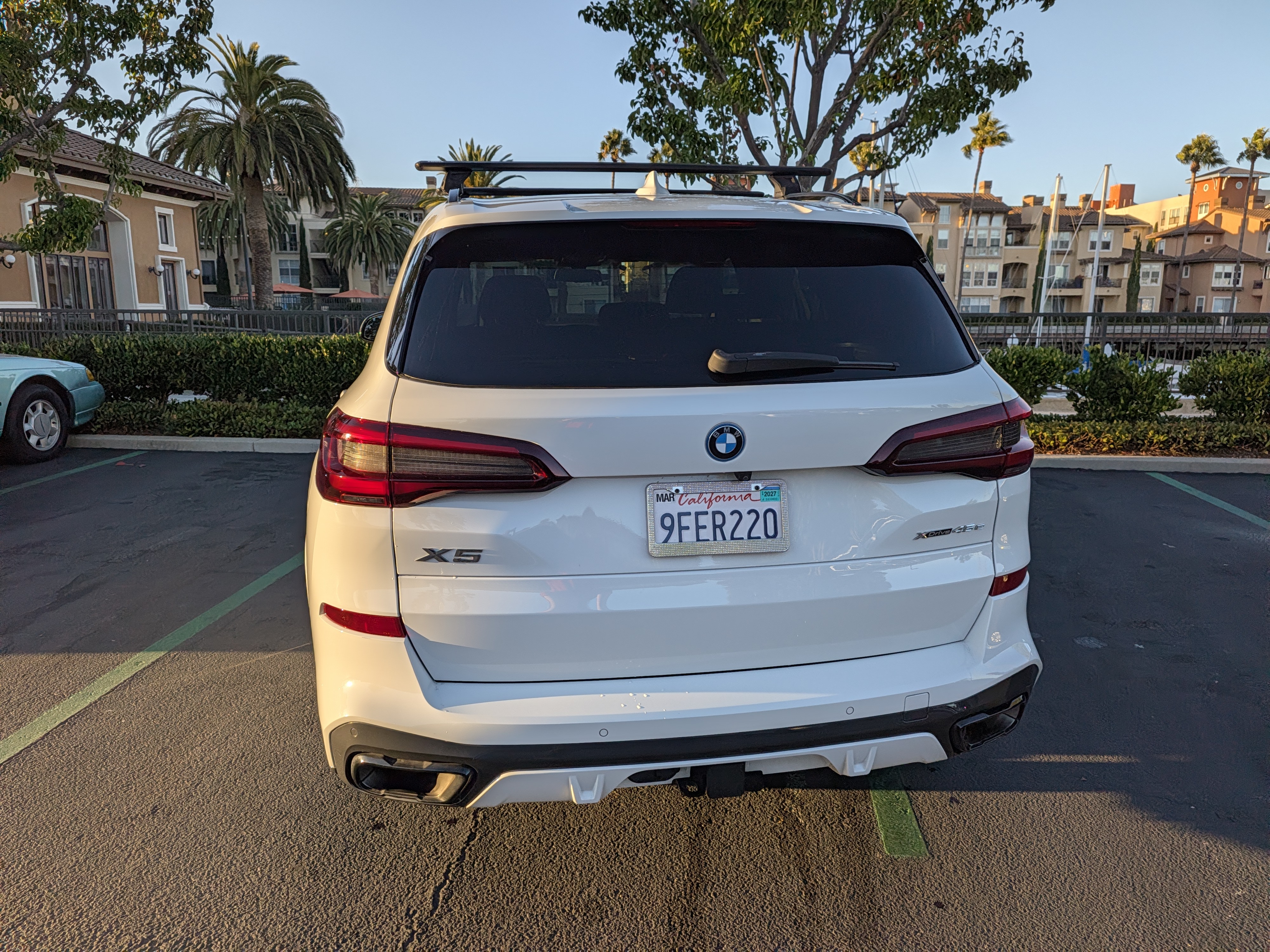 Used 2023 BMW X5 xDrive45e w/ Executive Package AWD/4WD image 4