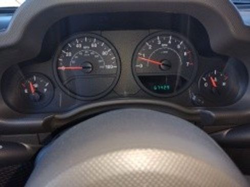 Used 2009 Jeep Wrangler X image 17