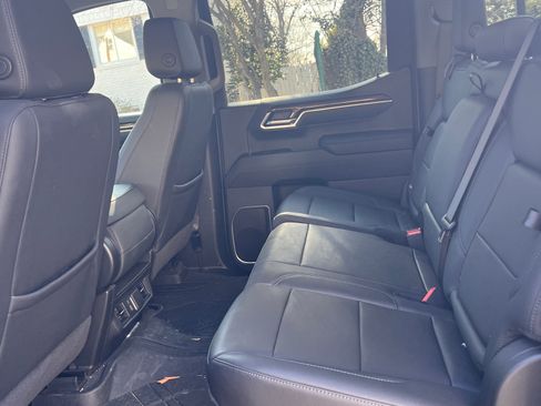 Used 2024 Chevrolet Silverado 1500 LT w/ Leather Package image 10