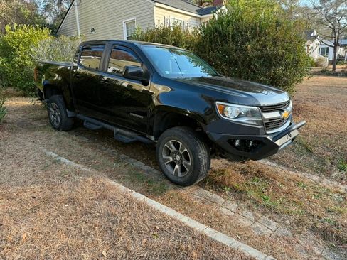 Used 2016 Chevrolet Colorado Z71 image 2