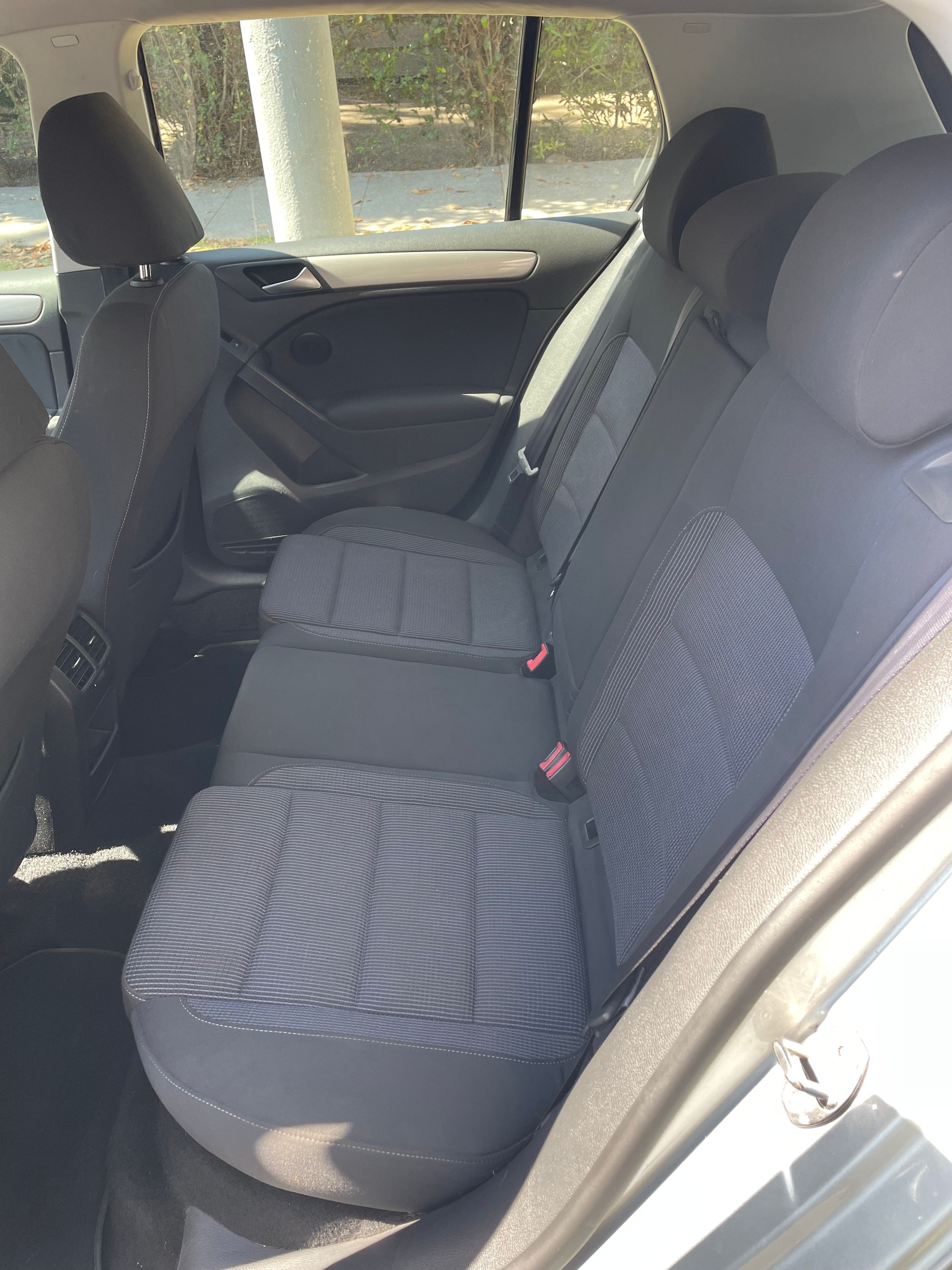 Used 2014 Volkswagen Golf TDI FWD image 10