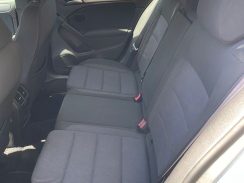 Used 2014 Volkswagen Golf TDI FWD image 10