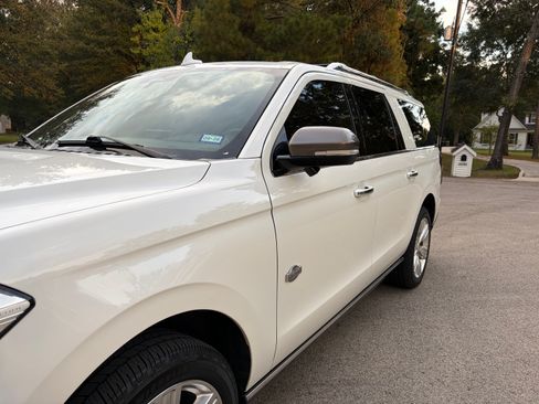 Used 2023 Ford Expedition Max King Ranch RWD image 12