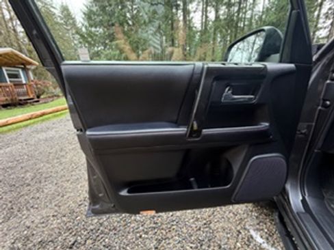 Used 2023 Toyota 4Runner TRD Off-Road Premium w/ Off Road Premium Plus Package image 8