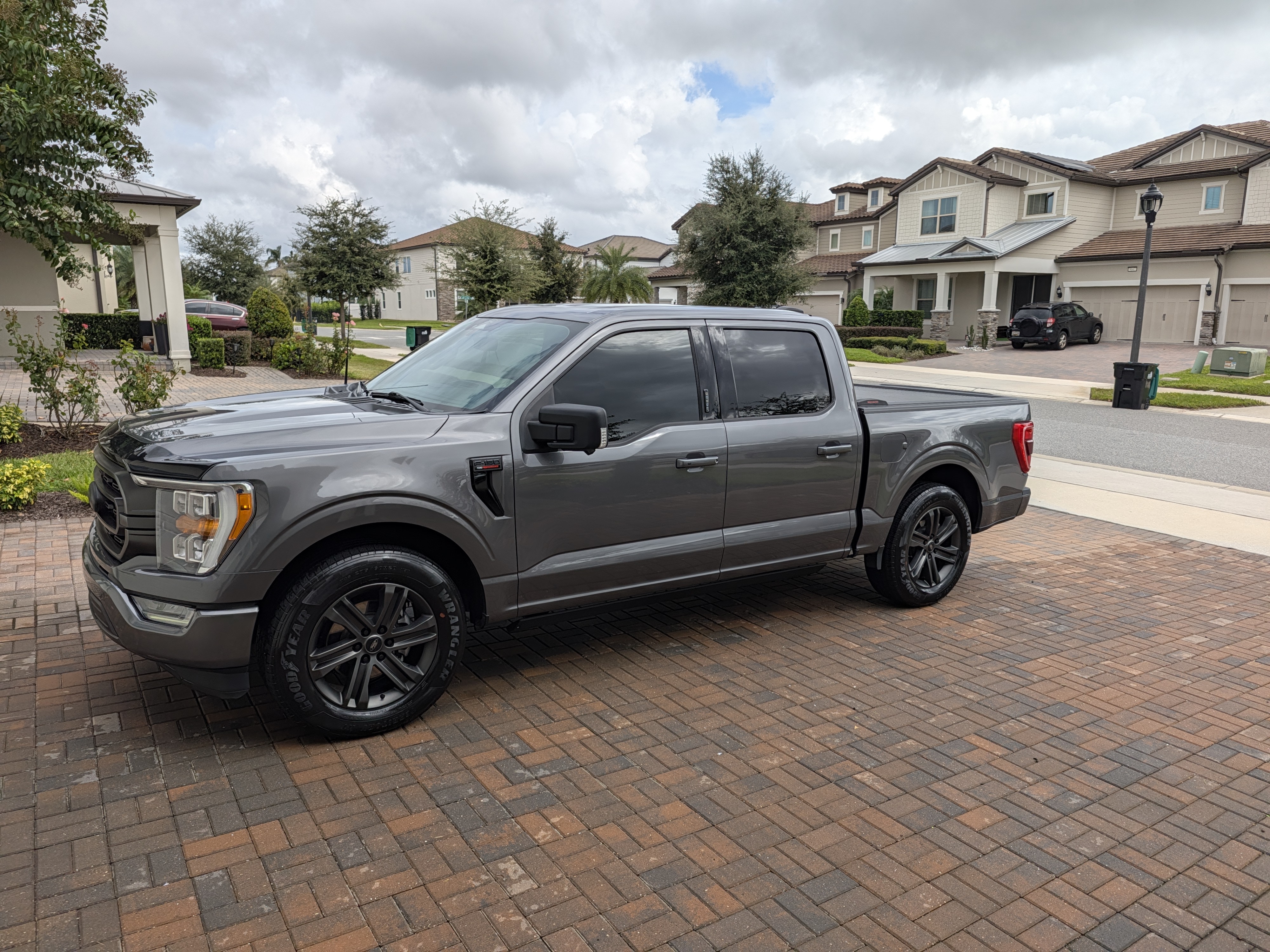 Used 2022 Ford F150 XLT w/ Equipment Group 302A High RWD image 6