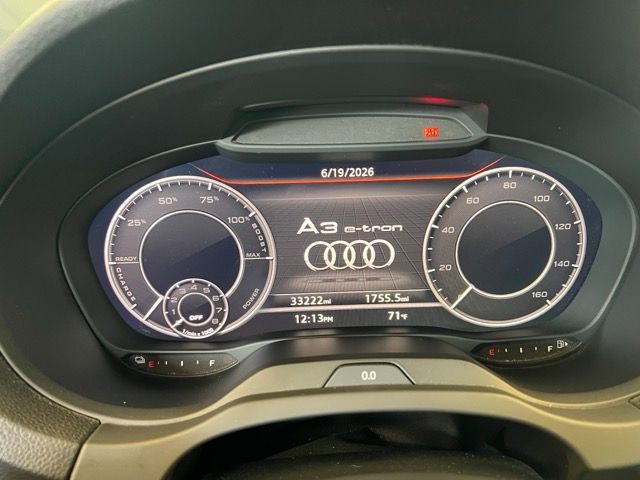 Used 2018 Audi A3 e-tron Premium Plus w/ Technology Package FWD image 11