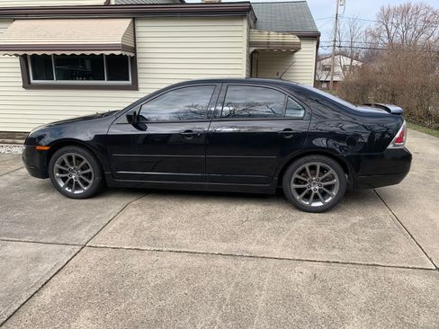 Used 2008 Ford Fusion SE FWD image 2