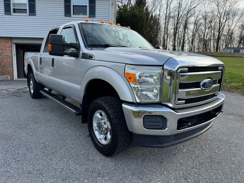 Used 2015 Ford F350 XLT image 6