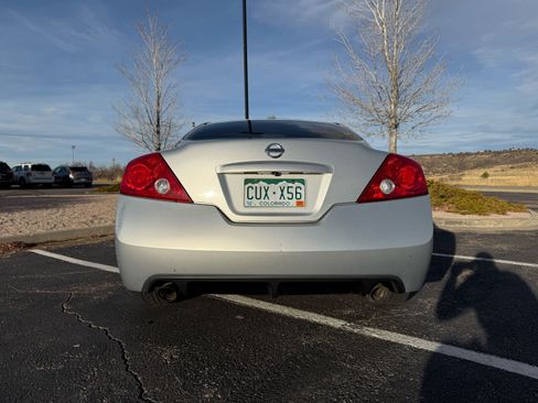 Used 2008 Nissan Altima 3.5 SE w/ Premium Pkg image 11