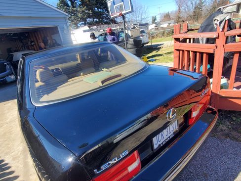 Used 1999 Lexus LS 400 image 4