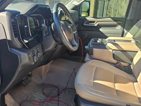 Used 2024 Chevrolet Silverado 2500 LT w/ All Star Edition image 14