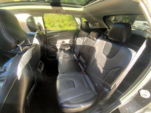 Used 2015 Ford Edge Titanium w/ Equipment Group 302A image 12