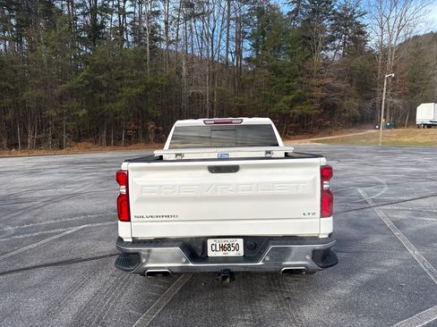 Used 2019 Chevrolet Silverado 1500 LTZ w/ LTZ Plus Package image 4