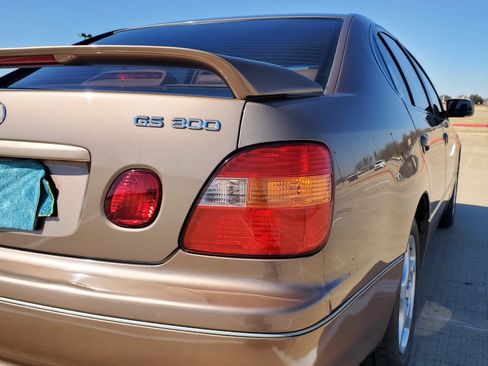 Used 1998 Lexus GS 300 image 8