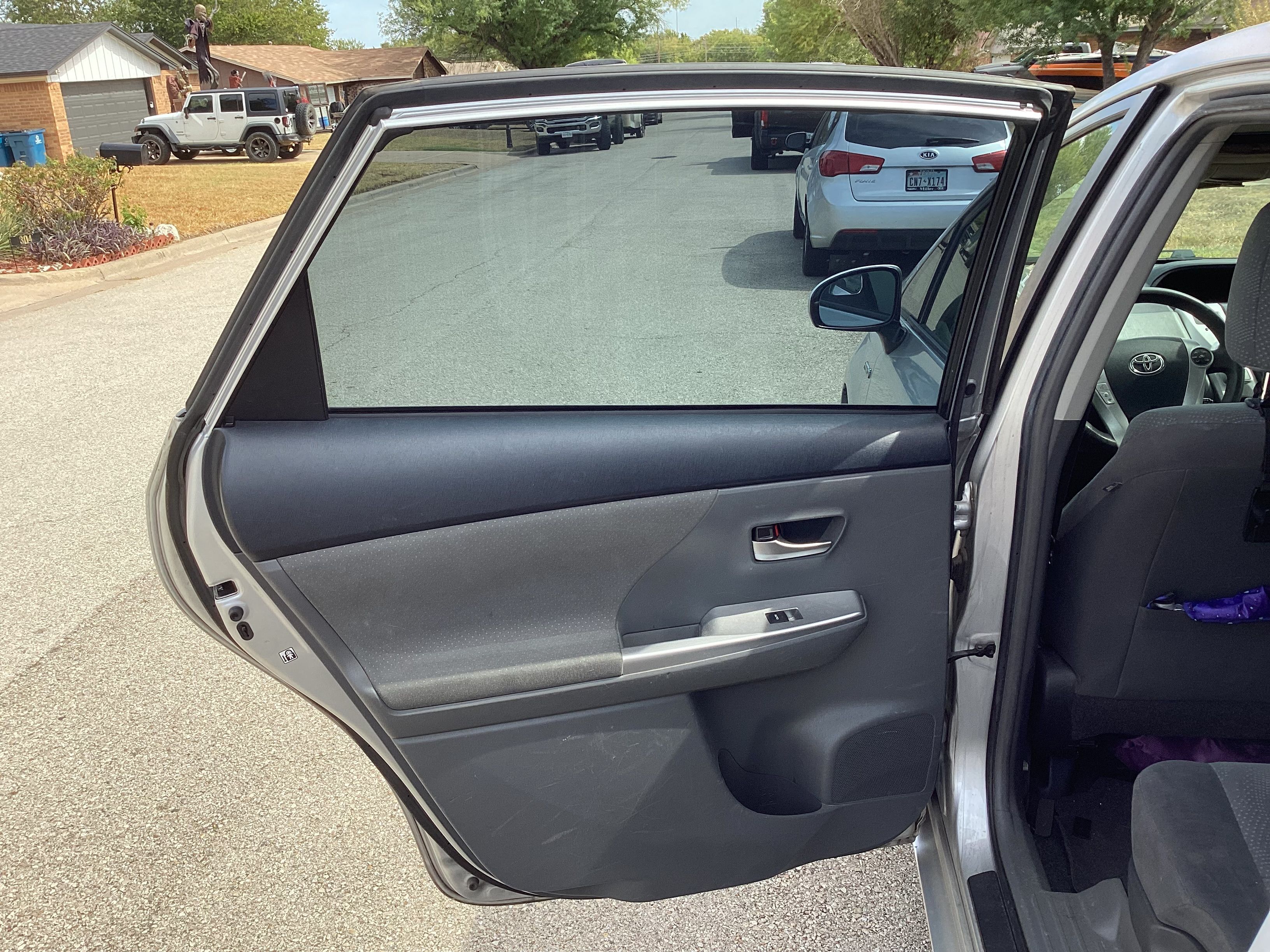 Used 2013 Toyota Prius V Three FWD image 15
