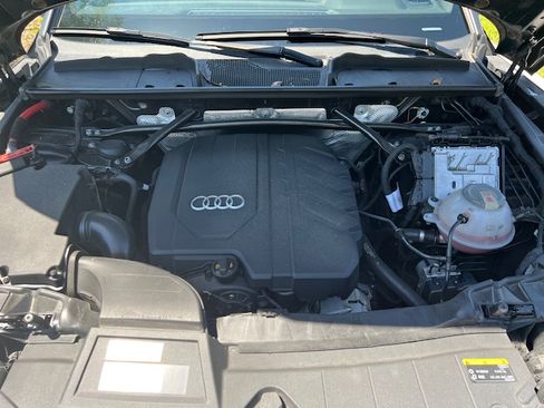 Used 2021 Audi Q5 2.0T Premium w/ Convenience Package AWD/4WD image 28
