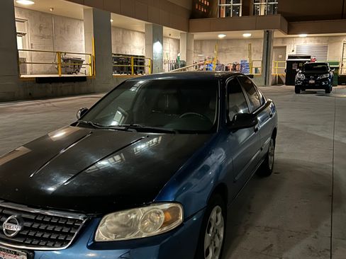 Used 2004 Nissan Sentra Sedan w/ Convenience Pkg image 4