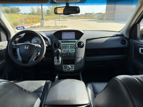 Used 2011 Honda Pilot Touring image 9