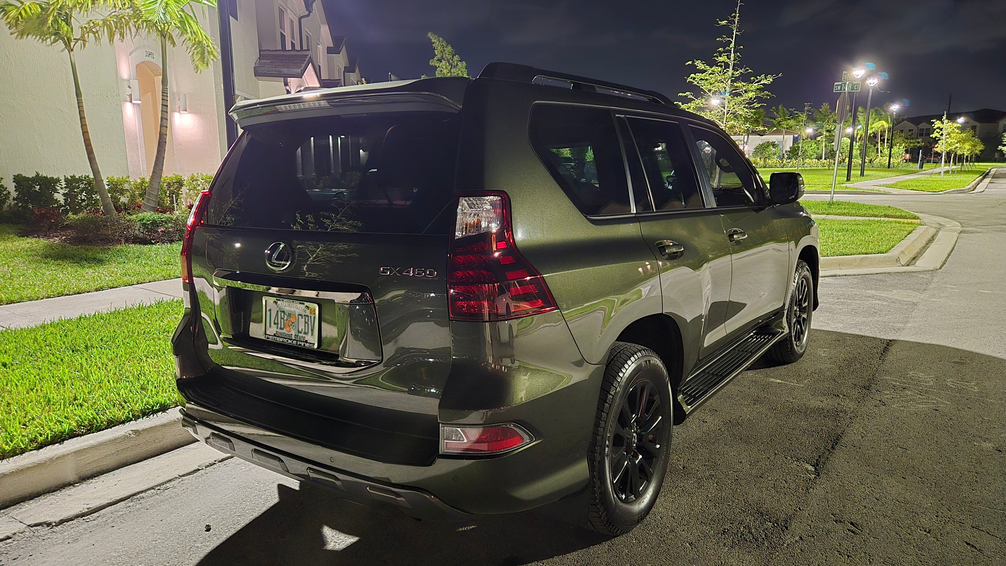 Used 2022 Lexus GX 460 w/ Black Line Special Edition AWD/4WD image 11