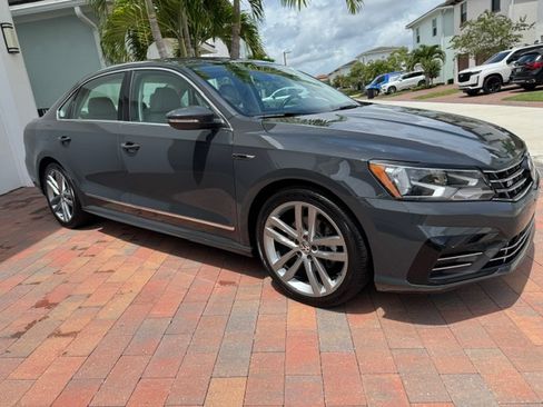 Used 2017 Volkswagen Passat 1.8T R-Line FWD image 6