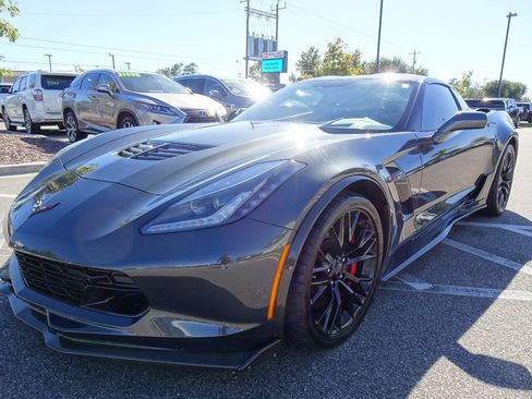 Used 2019 Chevrolet Corvette Z06 image 9