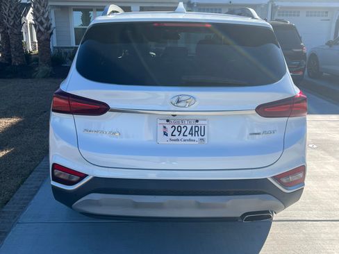 Used 2019 Hyundai Santa Fe Limited w/ Cargo Package image 4