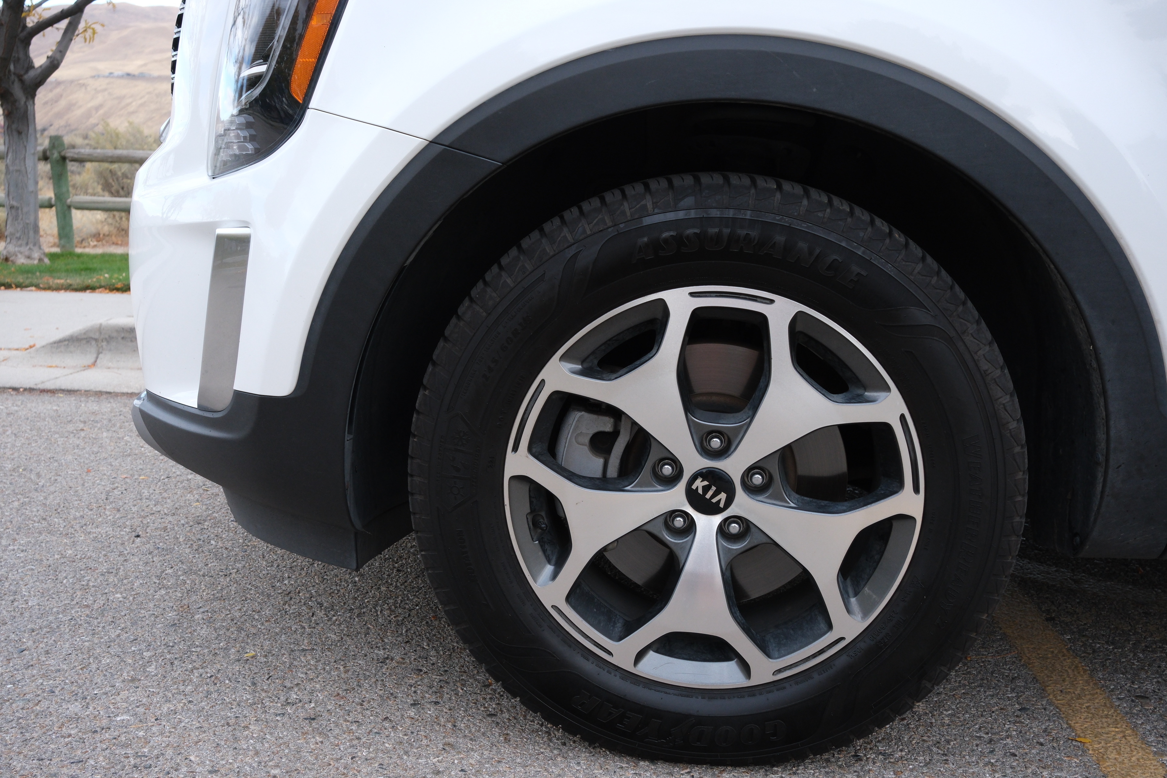 Used 2020 Kia Telluride EX FWD image 29
