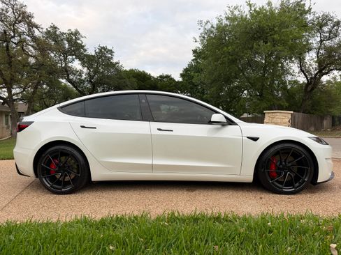 Used 2025 Tesla Model 3 Performance image 1