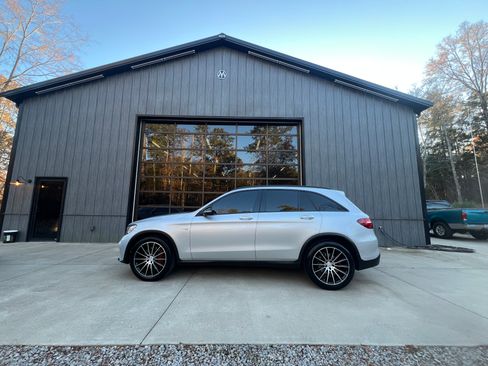 Used 2018 Mercedes-Benz GLC 43 AMG 4MATIC image 4