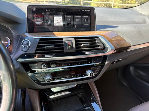 Used 2019 BMW X4 xDrive30i w/ Premium Package image 10