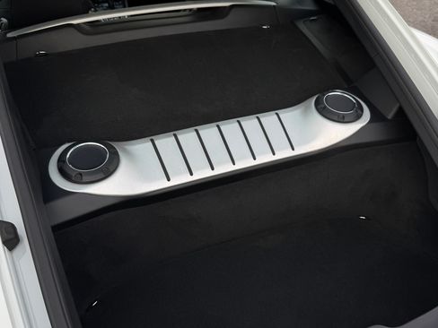 Used 2018 Porsche 718 Cayman S image 22