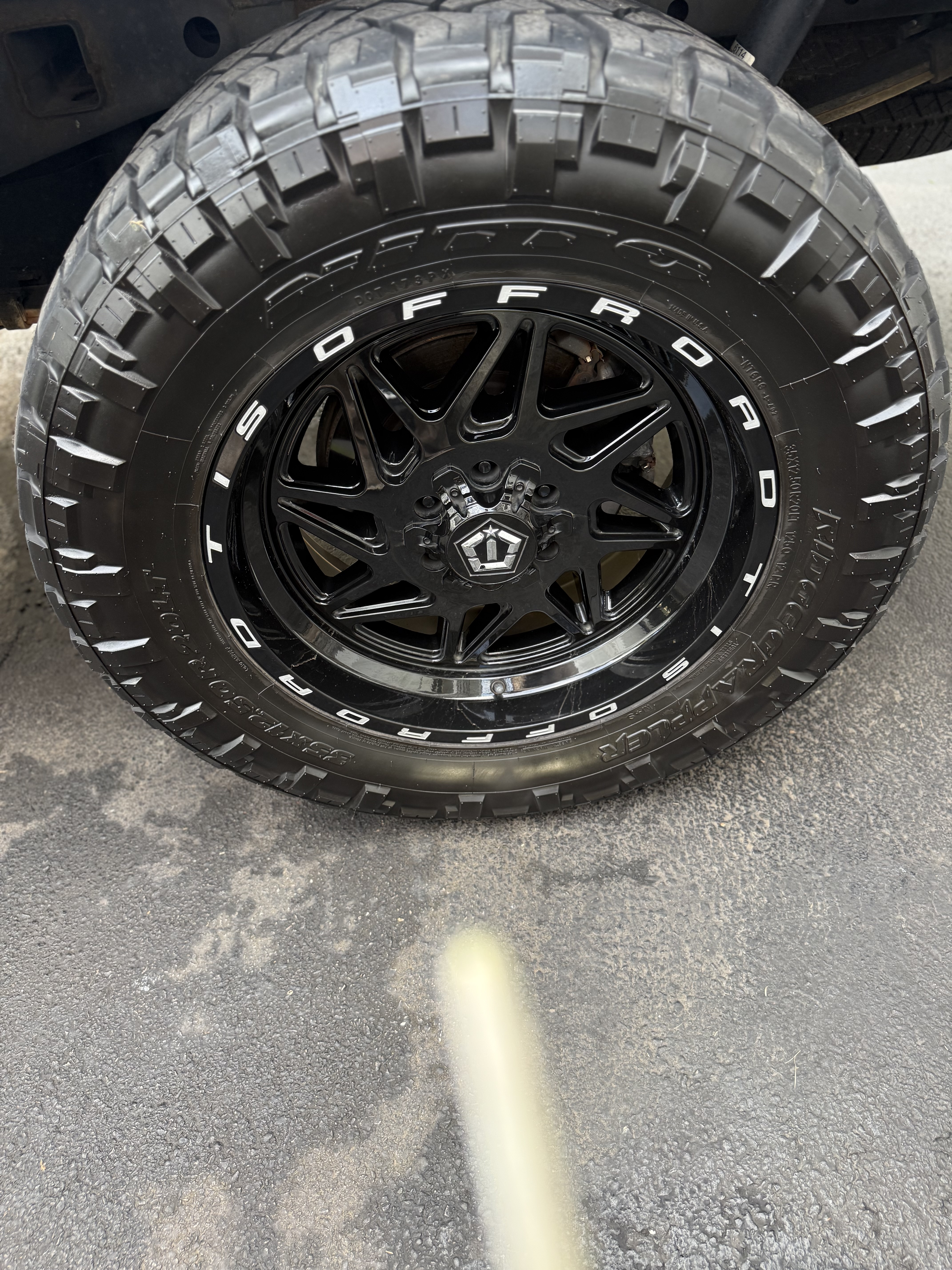 Used 2019 Ford F150 XLT w/ Equipment Group 302A Luxury AWD/4WD image 8