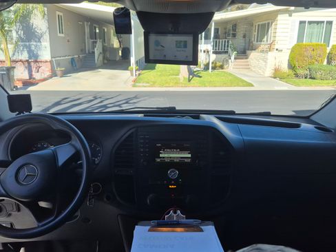 Used 2016 Mercedes-Benz Metris image 8