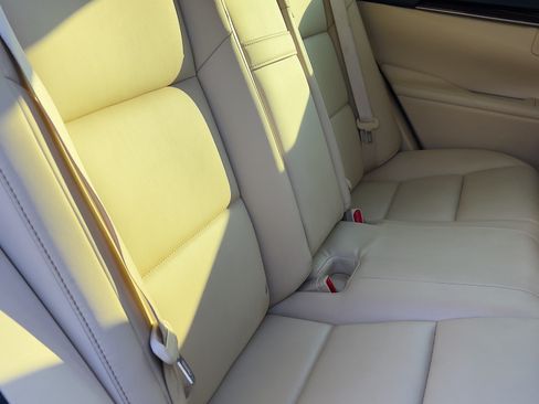 Used 2013 Lexus ES 350 w/ Premium Pkg FWD image 21