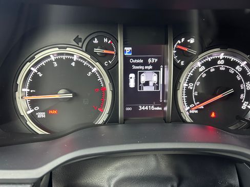Used 2024 Toyota 4Runner TRD Off-Road Premium w/ Off Road Premium Plus Package AWD/4WD image 4