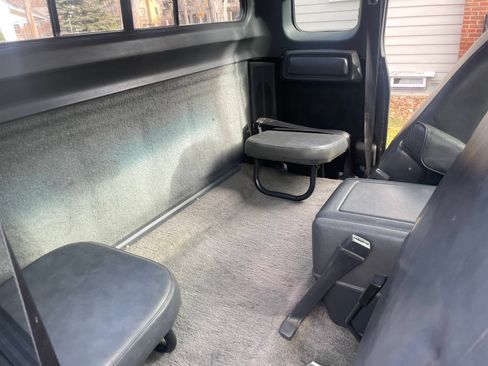 Used 1993 Dodge D/W Truck 250 image 29