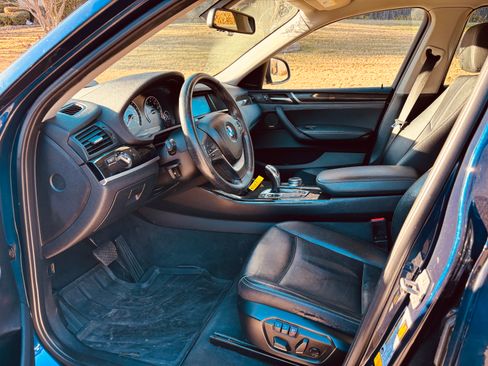 Used 2017 BMW X4 xDrive28i image 9