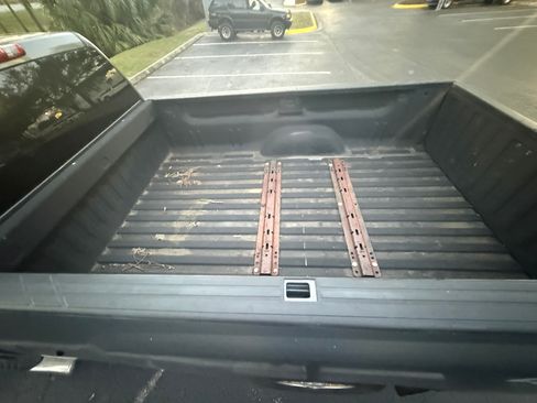 Used 2011 Chevrolet Silverado 3500 LT image 9