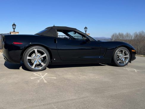 Used 2010 Chevrolet Corvette Convertible 2D w/ Preferred Equipment Group image 4