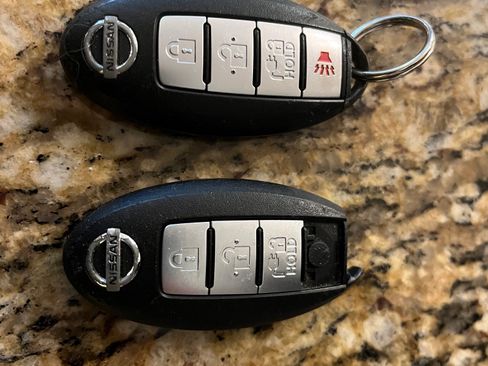 Used 2013 Nissan Leaf SV image 21