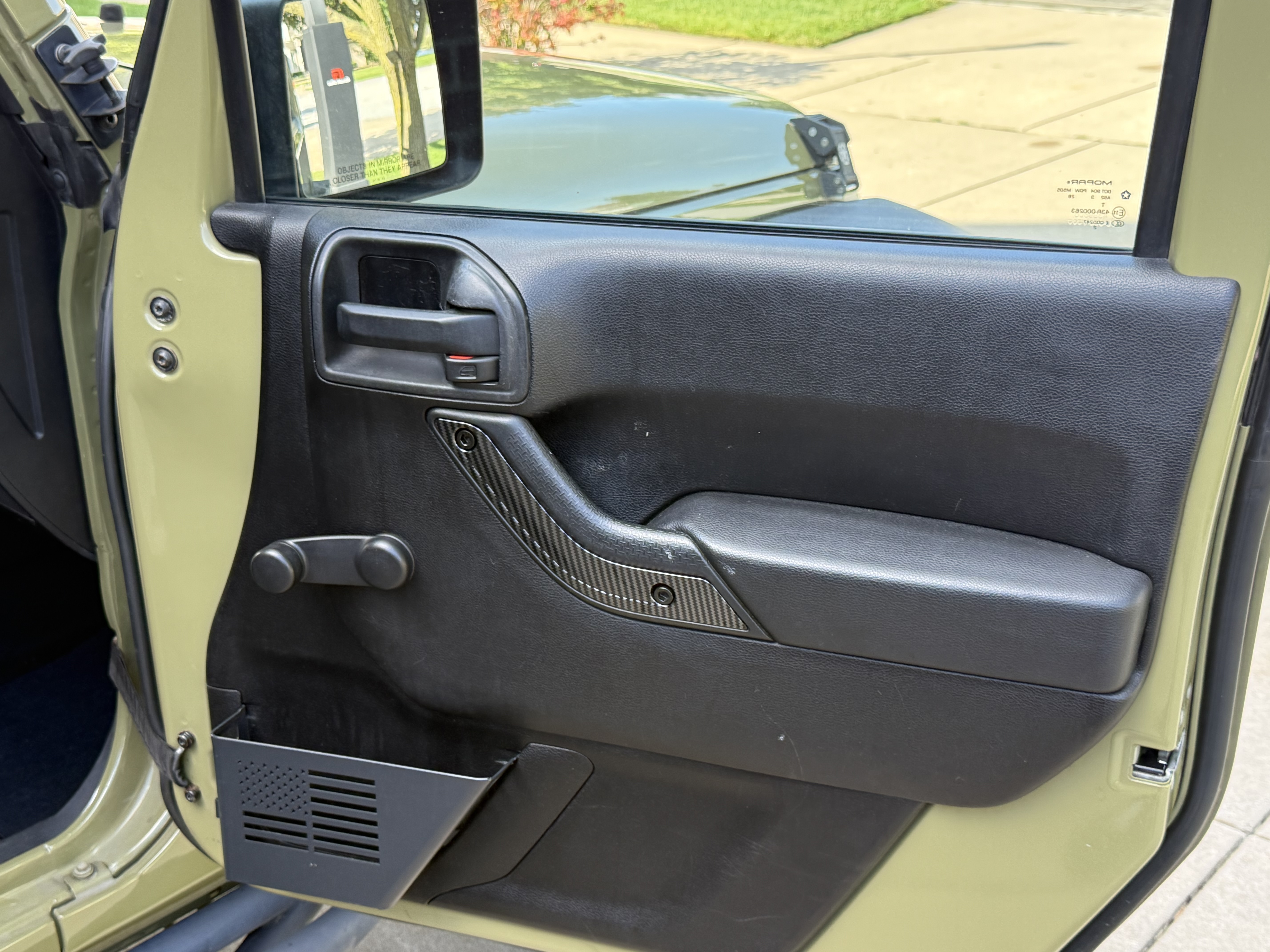 Used 2013 Jeep Wrangler Sport w/ Connectivity Group AWD/4WD image 12