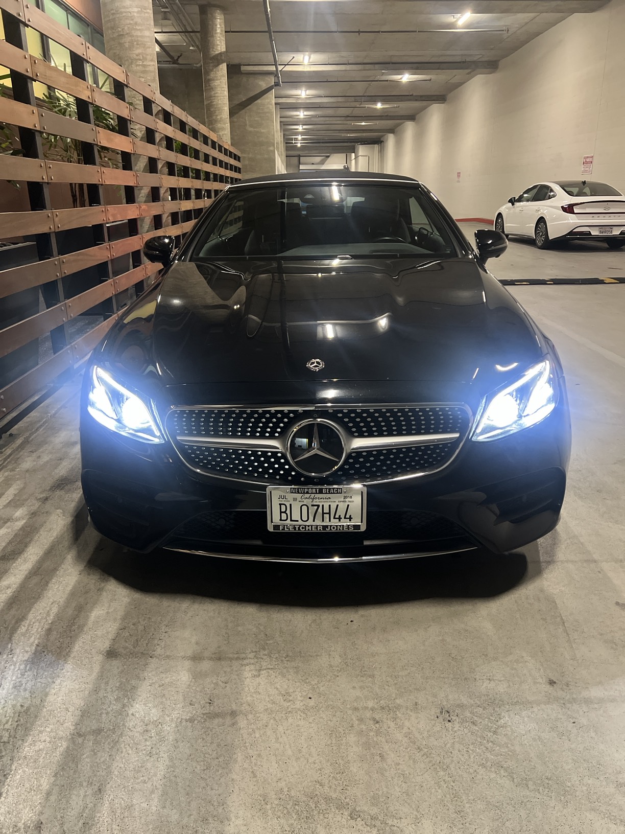 Used 2018 Mercedes-Benz E 400 Cabriolet image 1